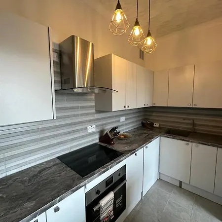 Southsea 2 Bedroom 10 Mins From Beach Portsmouth Exterior photo