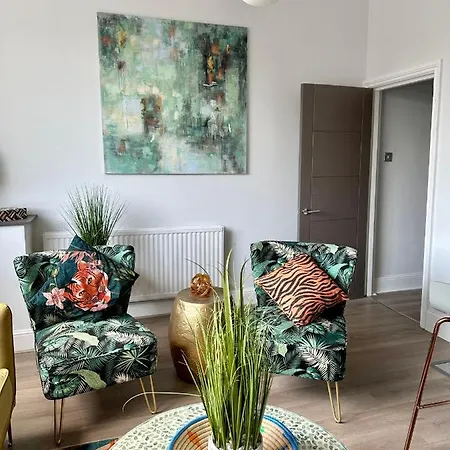 Southsea 2 Bedroom 10 Mins From Beach Portsmouth Exterior photo