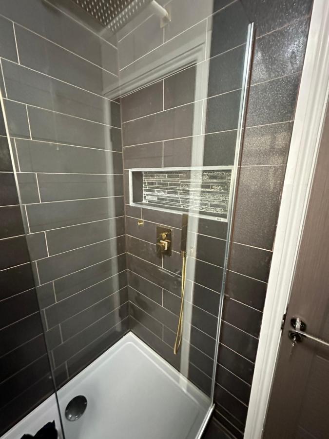 Southsea 2 Bedroom 10 Mins From