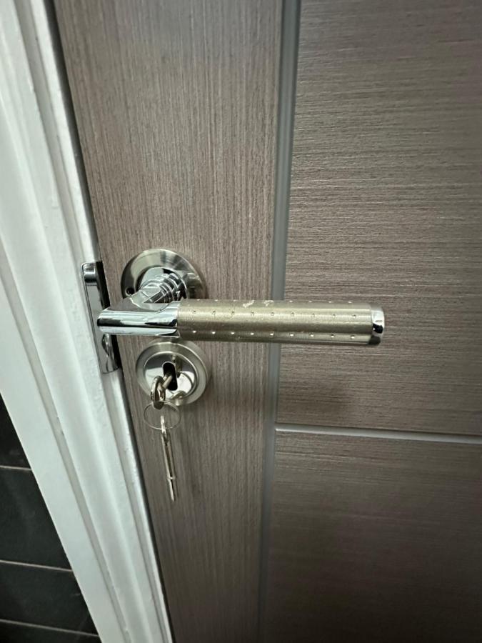 Southsea 2 Bedroom 10 Mins From *