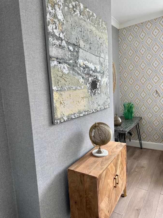 Southsea 2 Bedroom 10 Mins From Apartment *